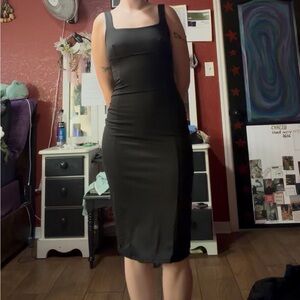 Elegant Black Sleeveless Dress